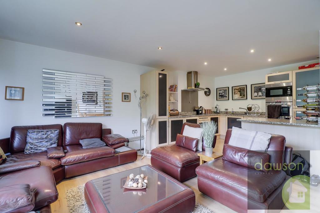 Lounge/Kitchen