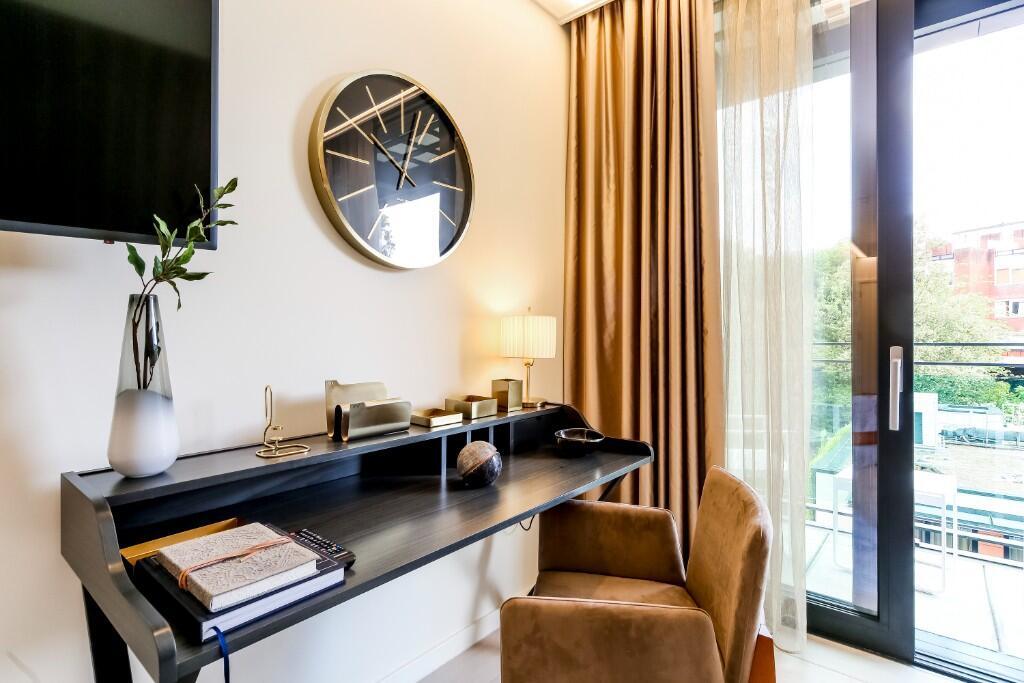 Standard Suite
