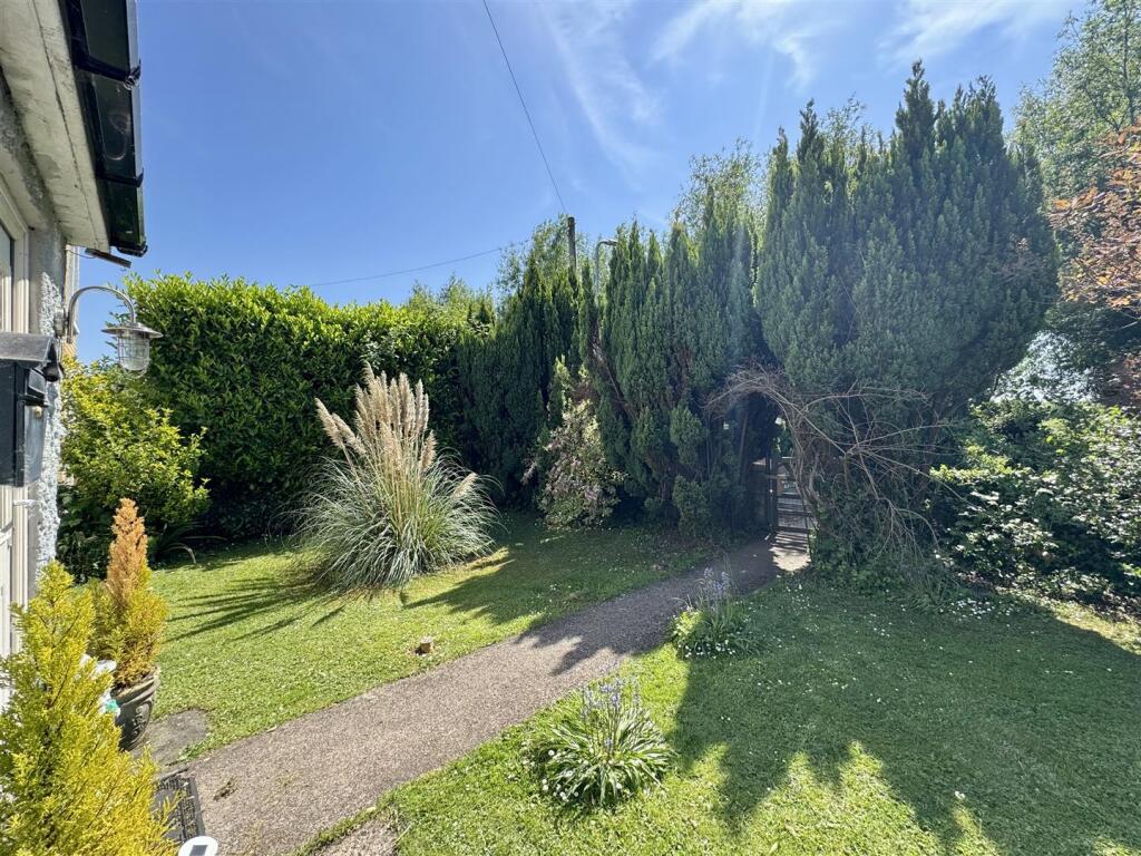 GARDENS