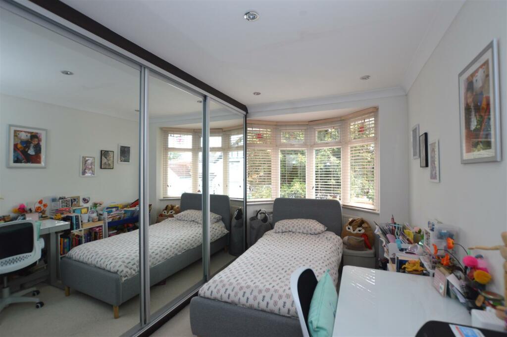 201 Lyndhurst Ave bed 3 Oct 24.JPG