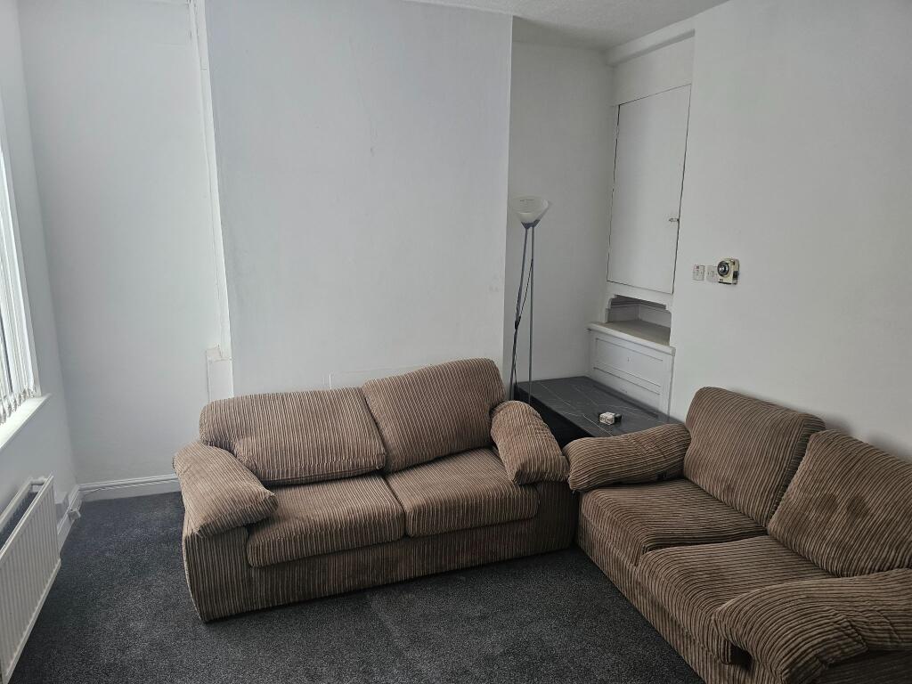 Photograph 3