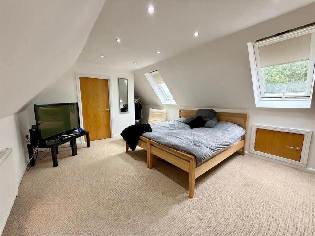 20250724_051924000_iOS 3.jpg