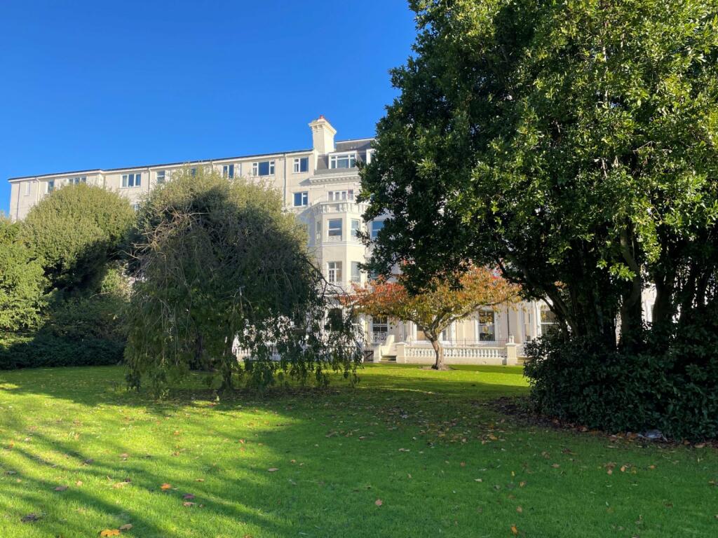 Clifton Gardens