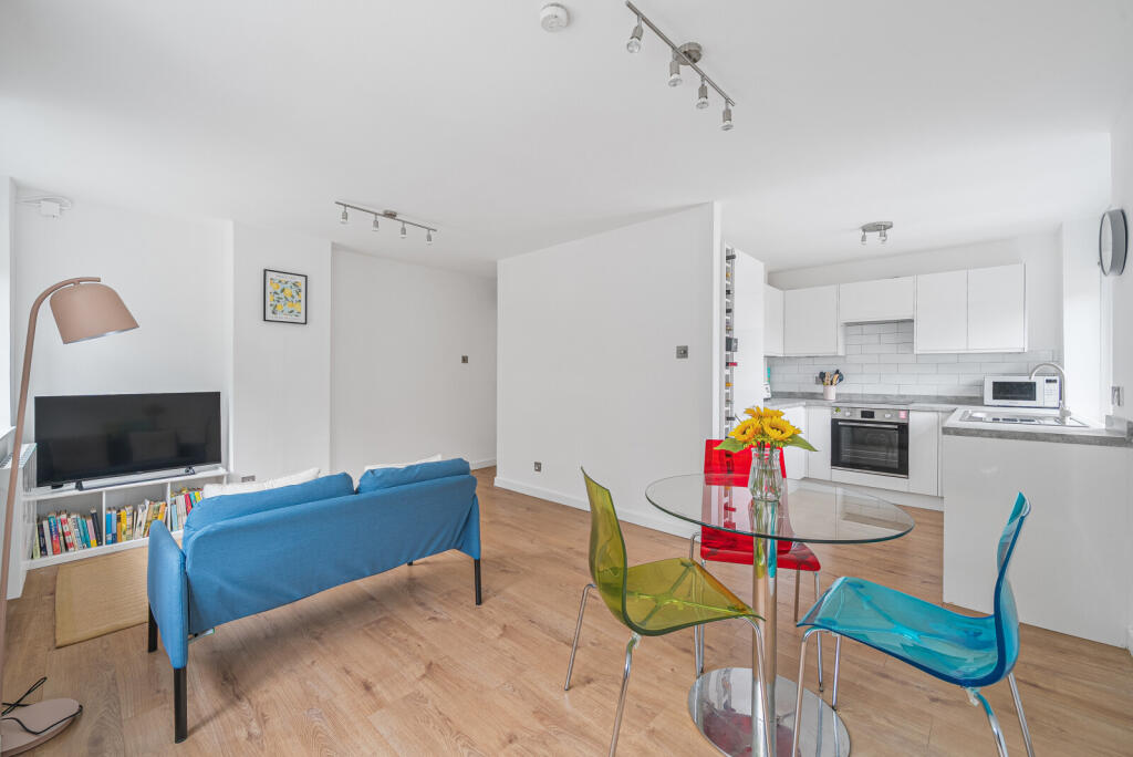 1332100-15-688ce3...