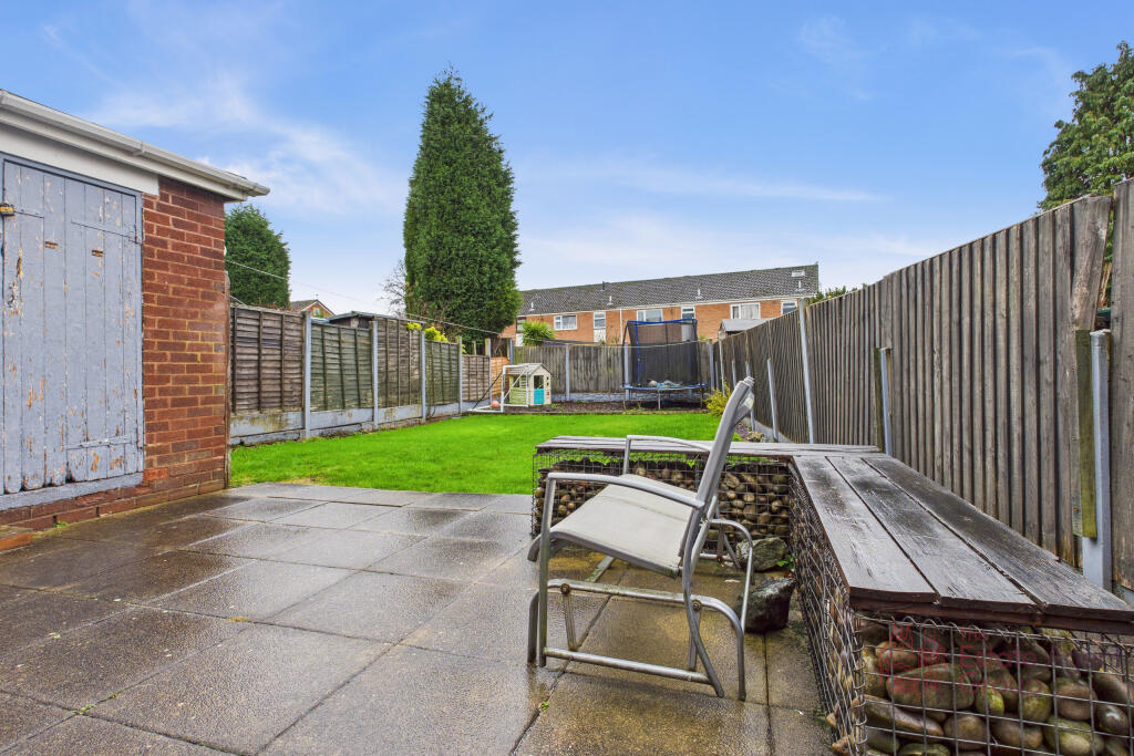 CAM02494G0-PR0077-STILL026