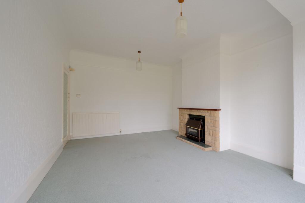 KITCHEN, DINER AND LIVING ROOM