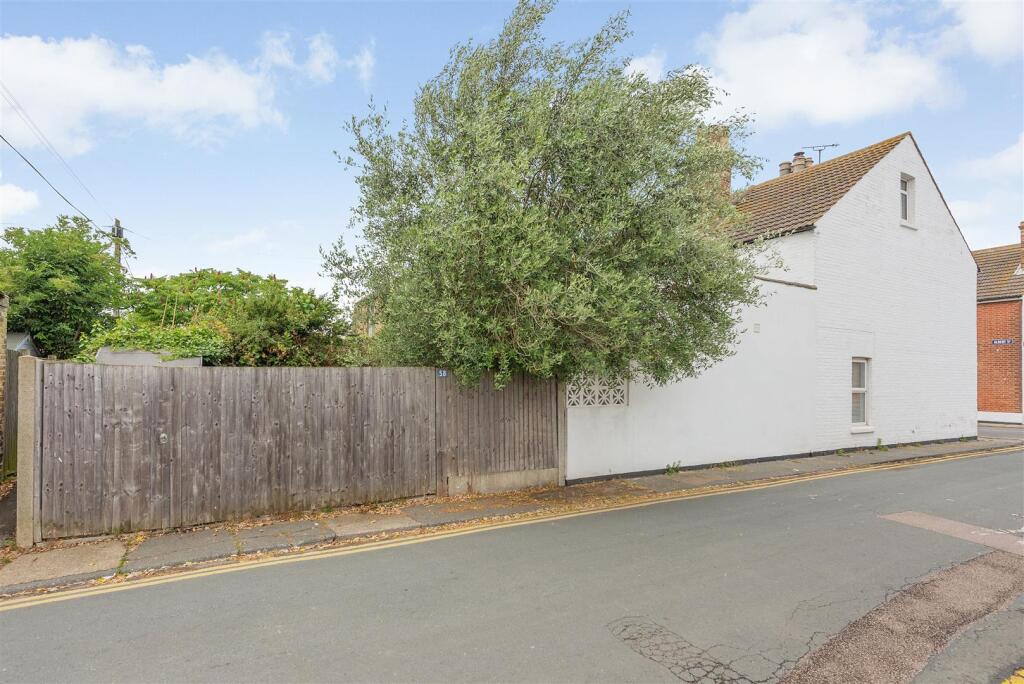 Albert Street, Whitstable