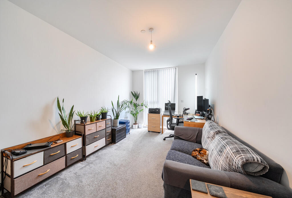 1383428-15-691eed...