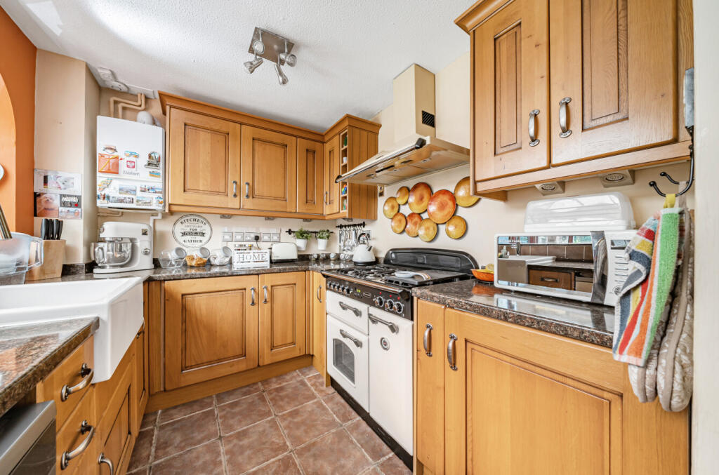 12953502468277d9d02645arw