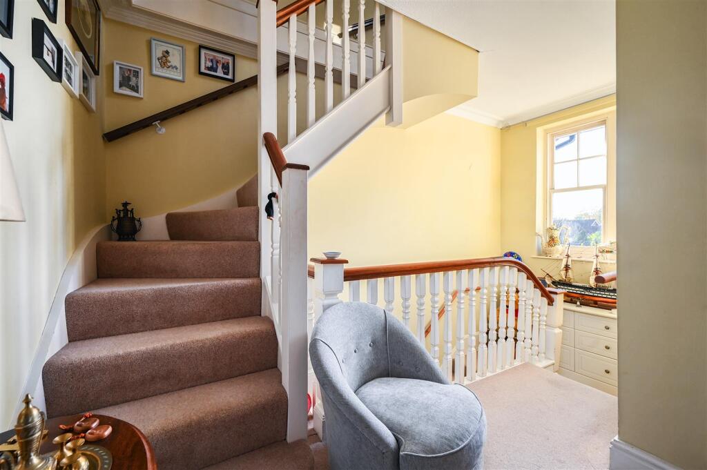 43A SUTHERLAND AVENUE - TN93QL (18).jpg