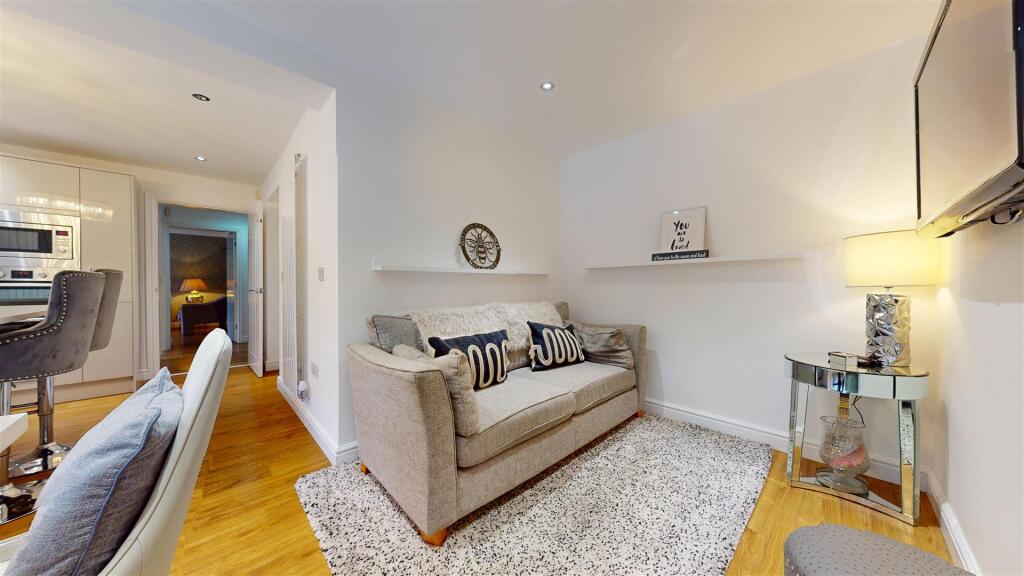 The Spires, Open Plan Living