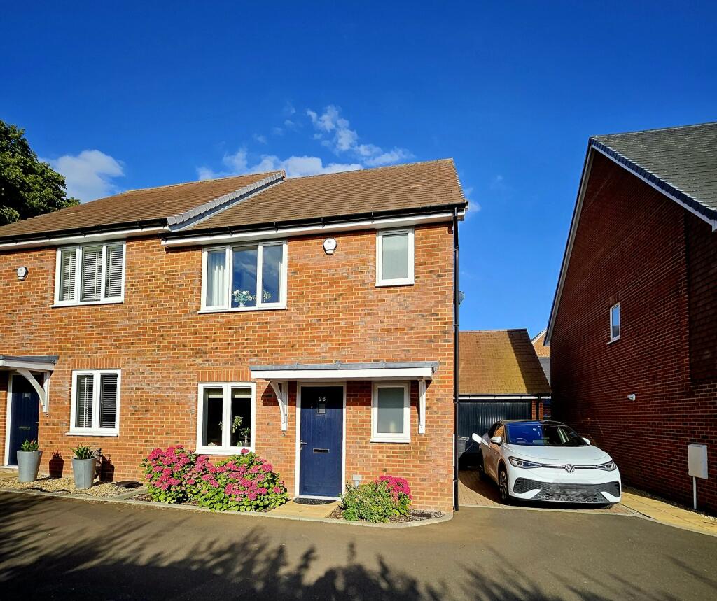 Front photo - 26 Autumn Drive