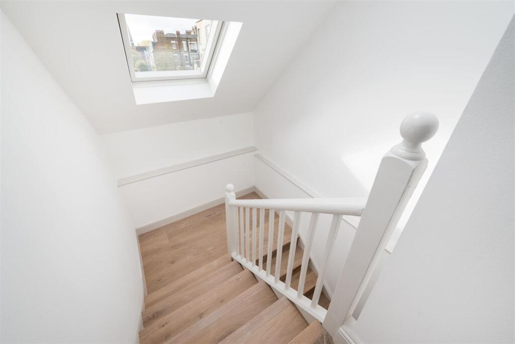 Hallway 1 - Edgware Road.jpeg