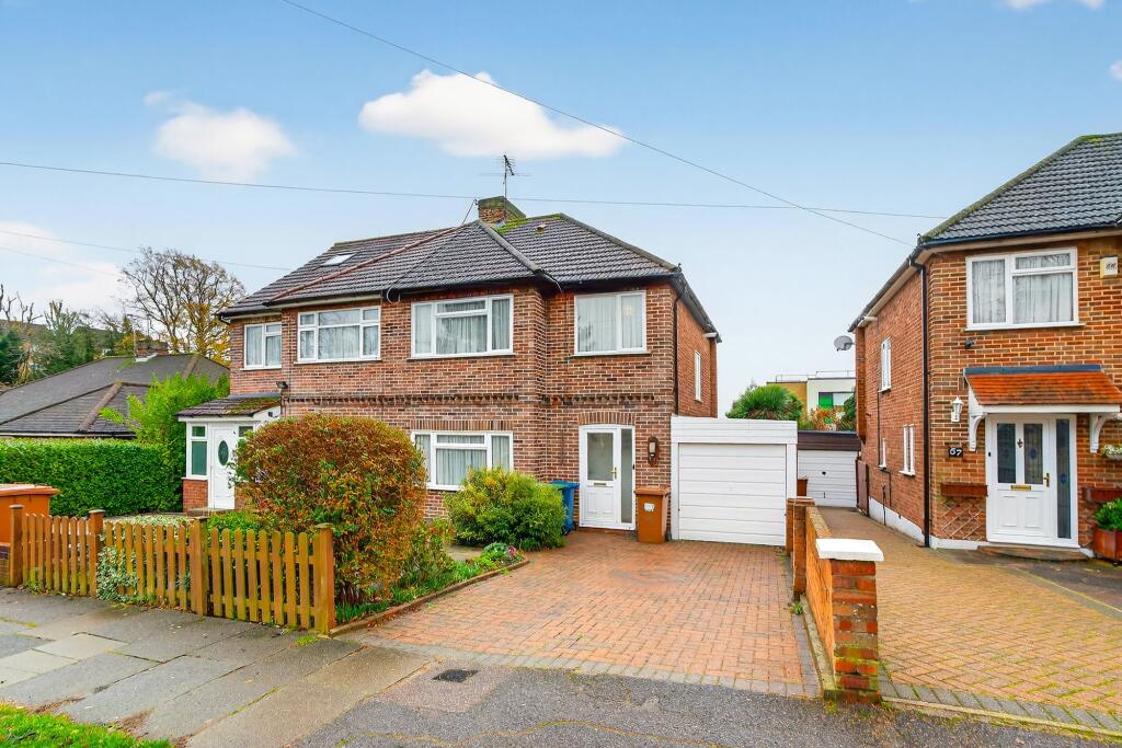 Whitegate Gardens, Harrow, HA3