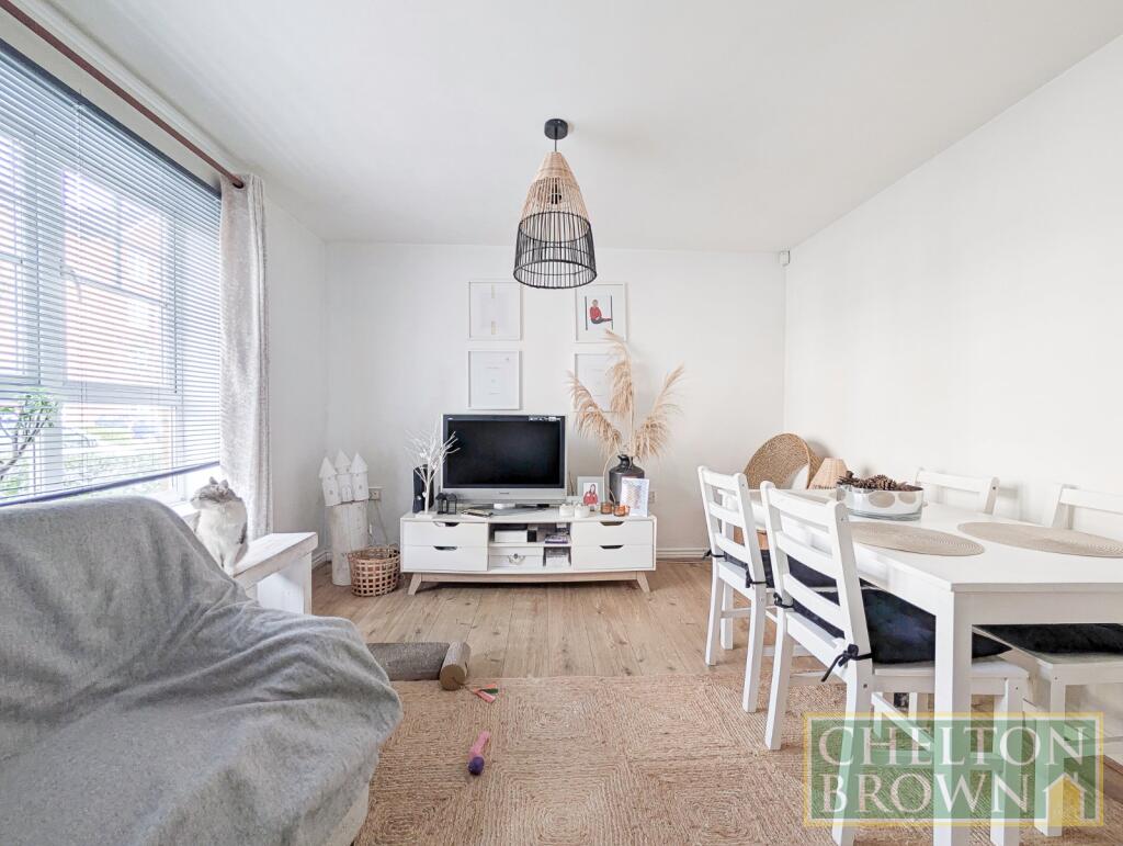 Living &amp; Dining Room