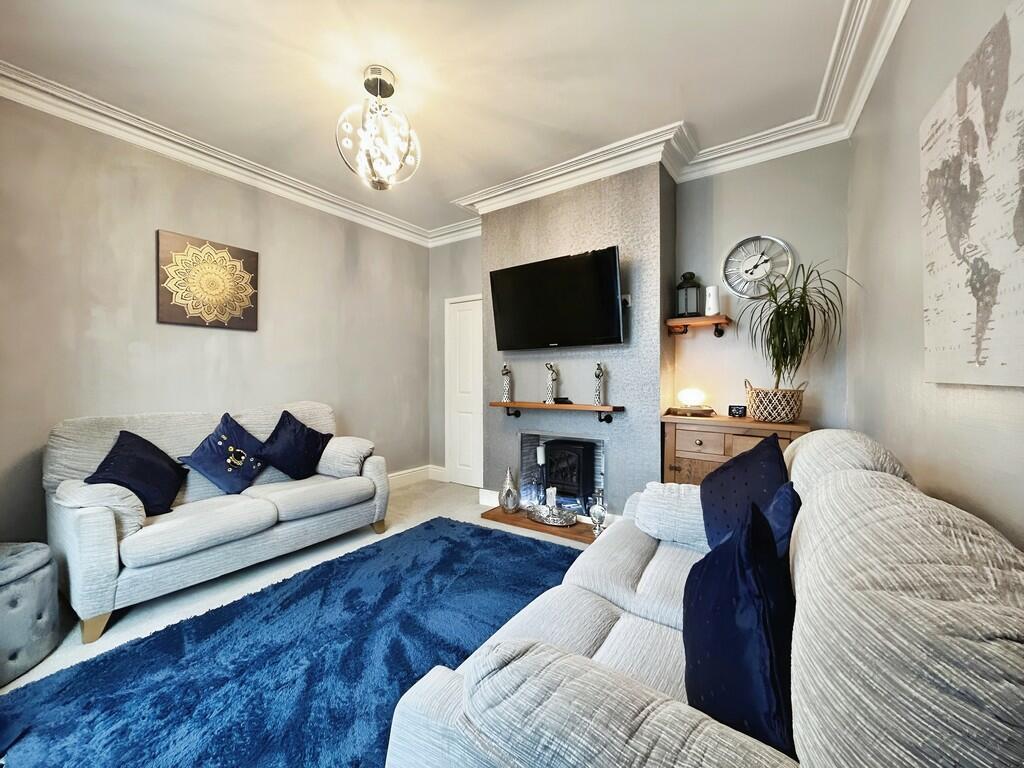 de549516-WhatsApp...