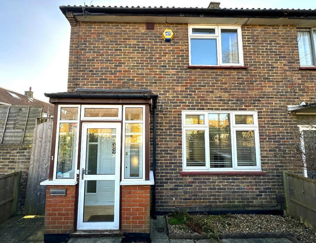 Hillmore Grove, London, SE26