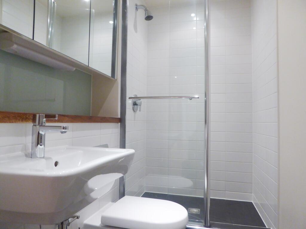 Ensuite