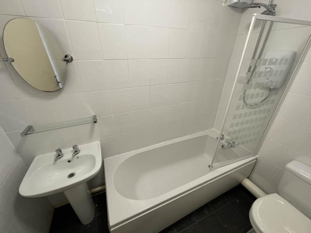 Flat 8 Malthouse Cou