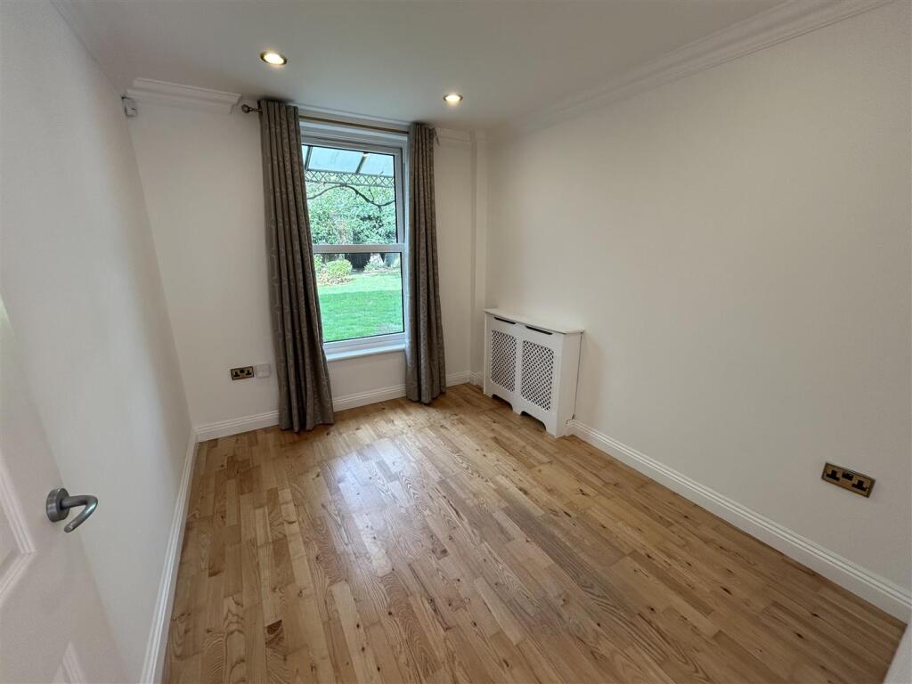 Downstairs 5th bedroom