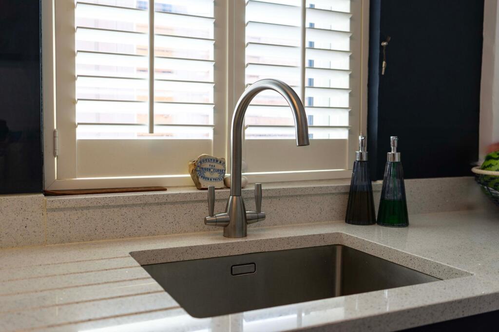 Fitted Kitchen
