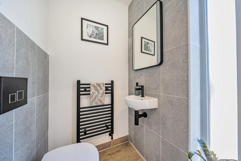 17-681e39e1d7720-1287636-ARW-17