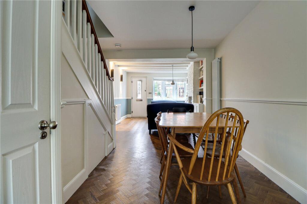 Sitting/Dining Room