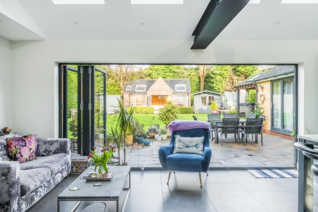 Living/Dining Kitchen