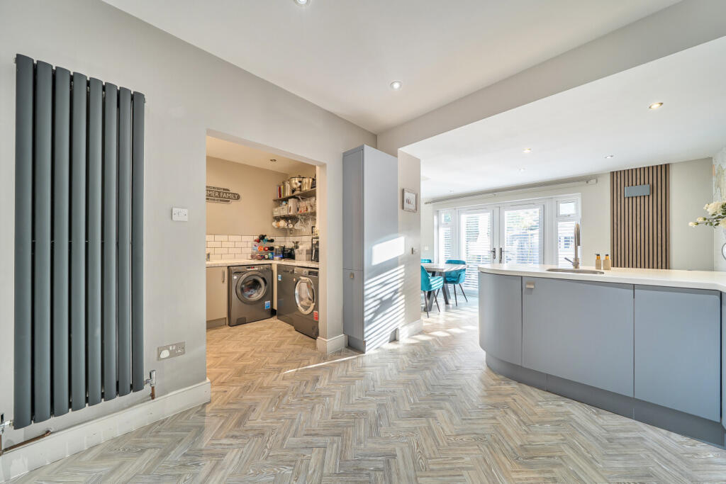 1396205-14-695e74...