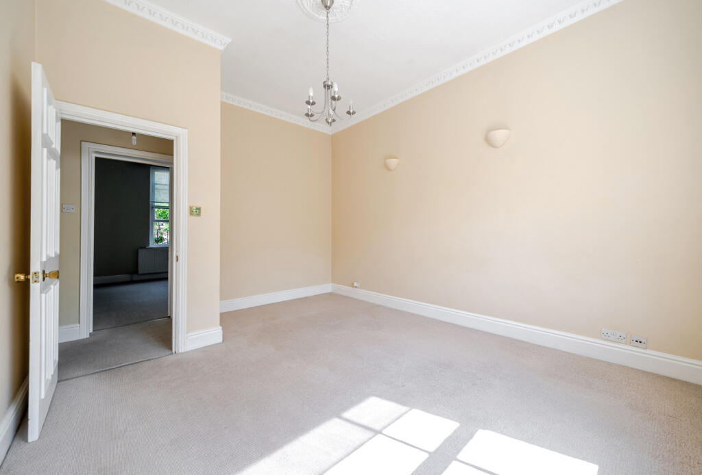 13-682473e448787-...