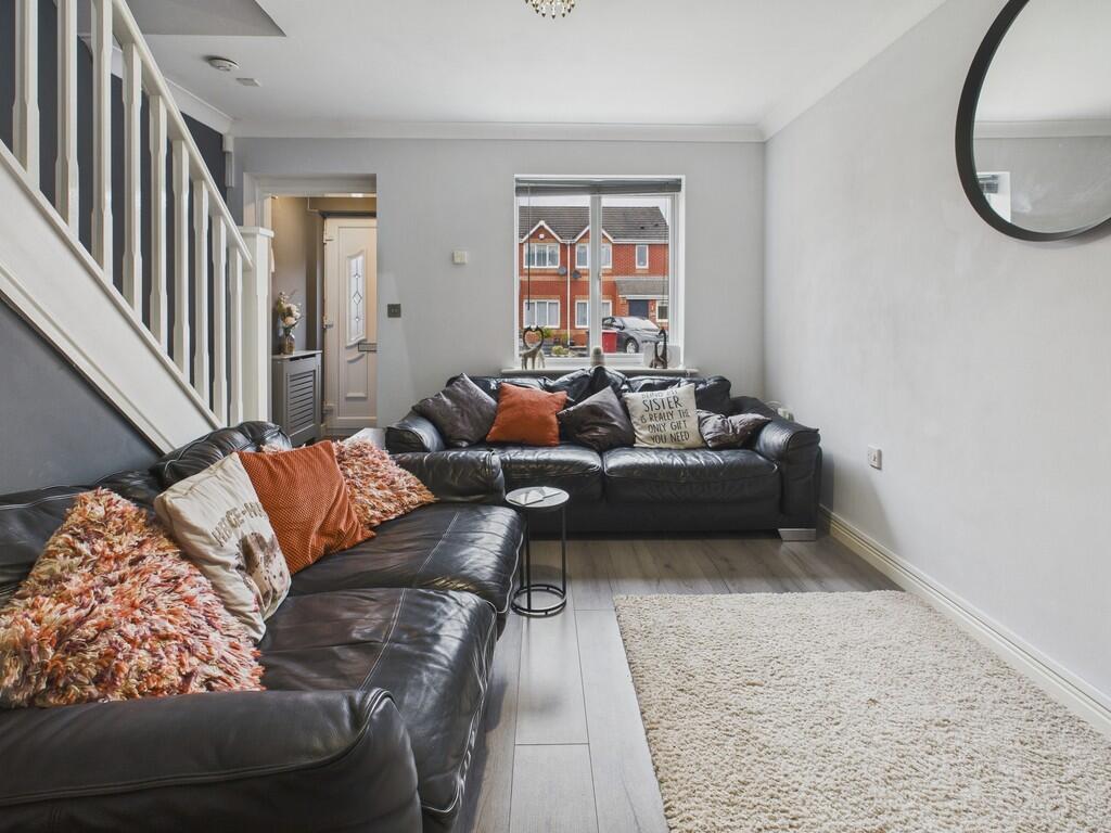 CAM04273G0-PR0242...