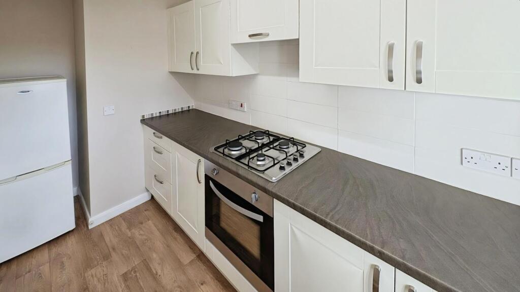 4 Larkrise kitchen a.jpg