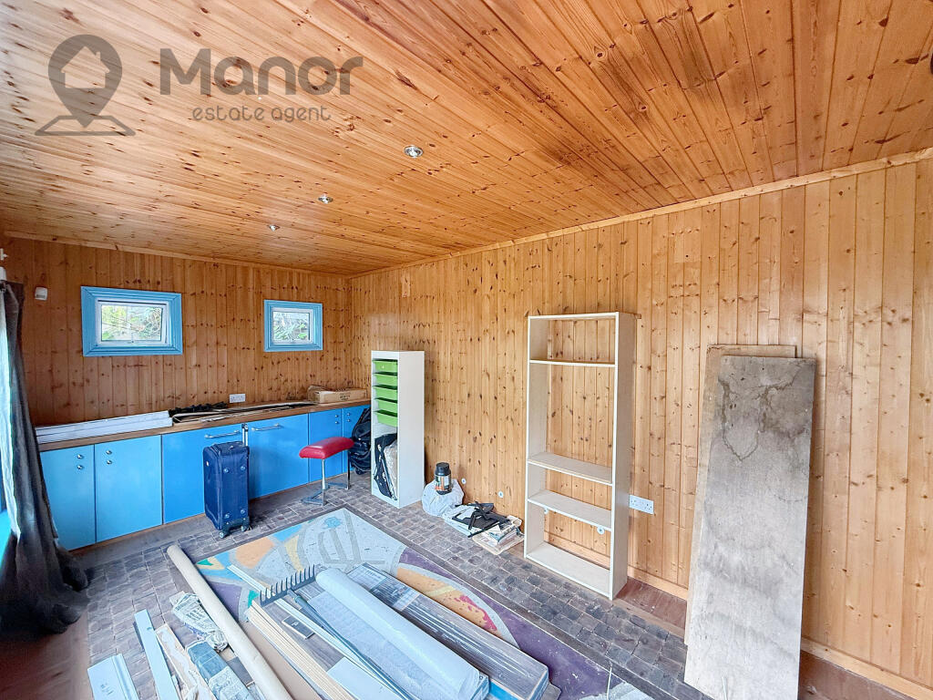 WhatsApp Image 2025-09-02 at 14.00.04 (1)