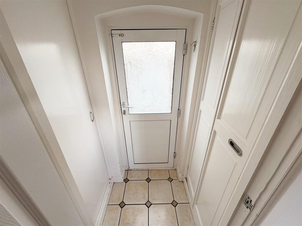 Side door and lobby.jpg