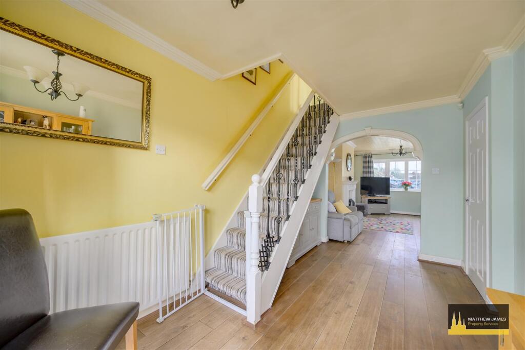 Through Lounge/Diner