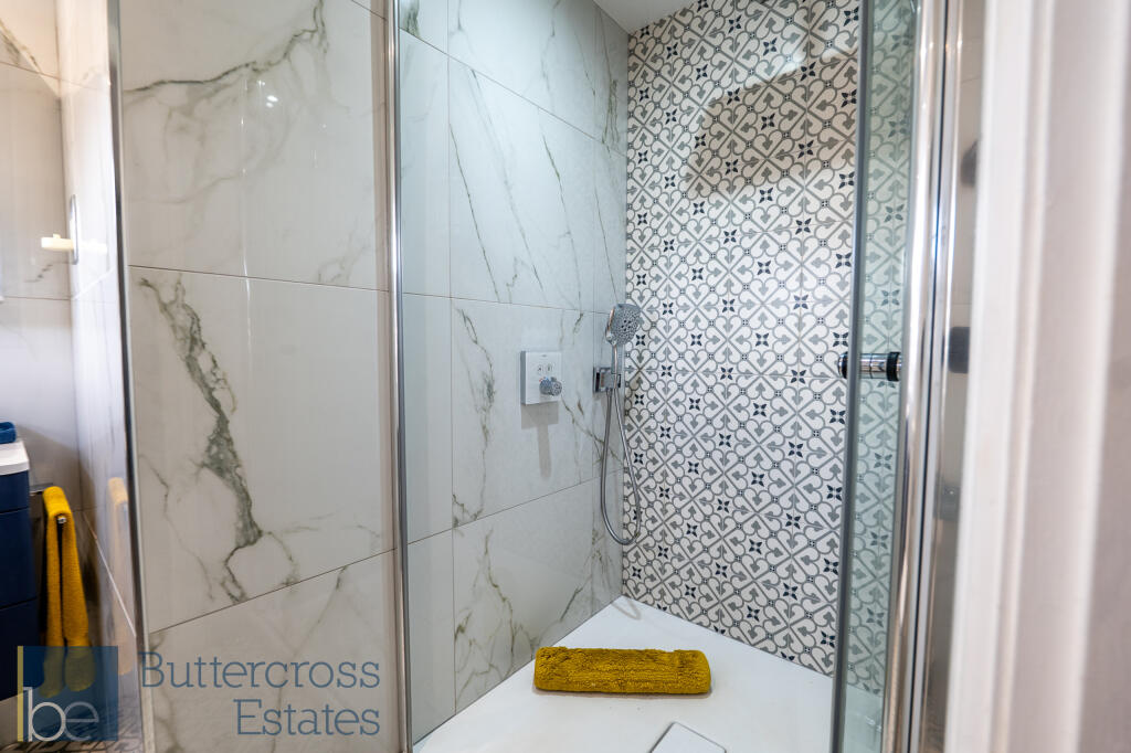 Ensuite Shower