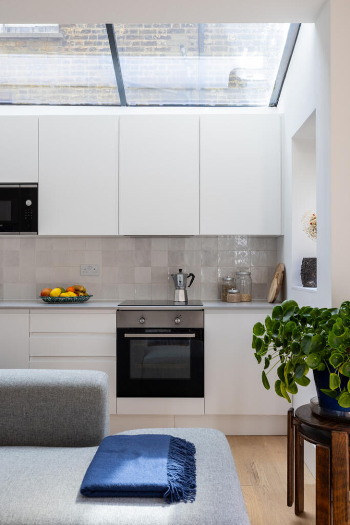 302821 - 250801_TMH_138_Barcombe_Avenue_040.jpg