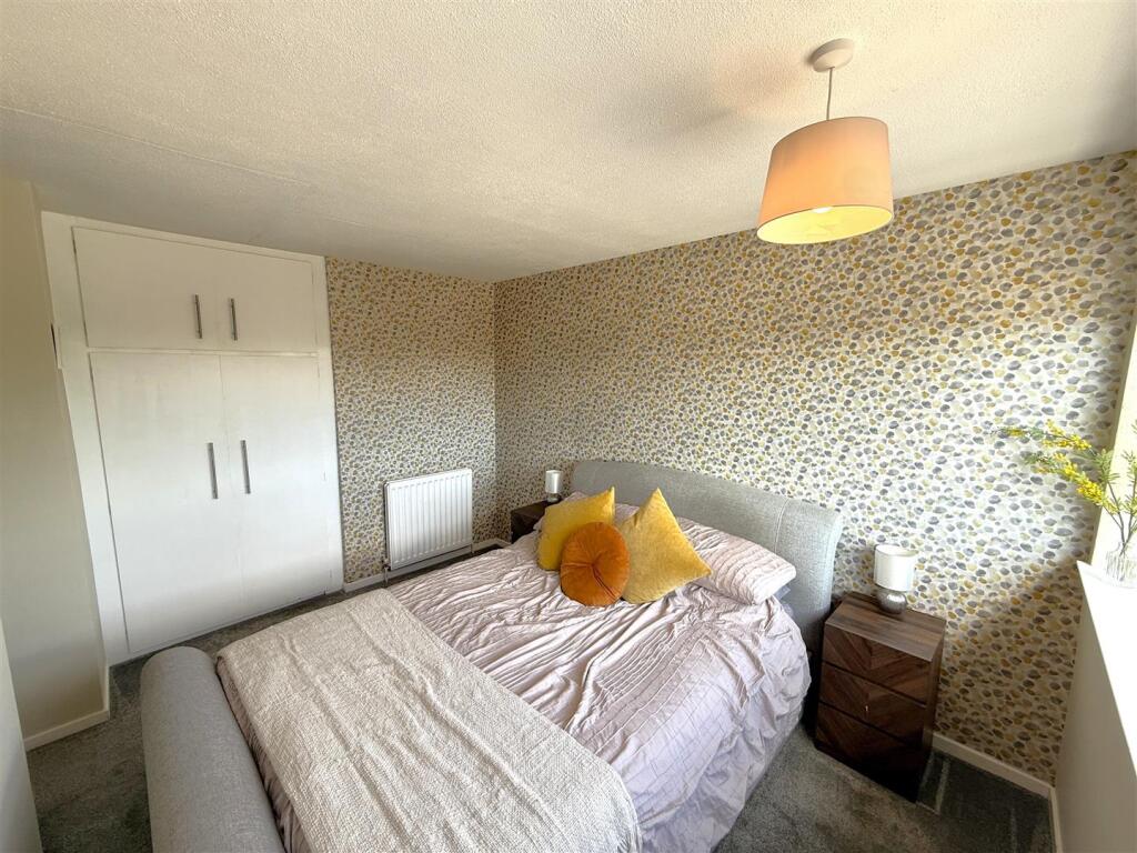 Bedroom 1B.JPG