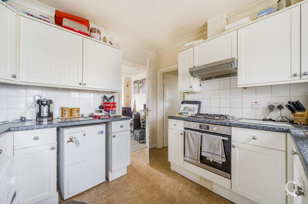 c752b747-7d96-4f6...