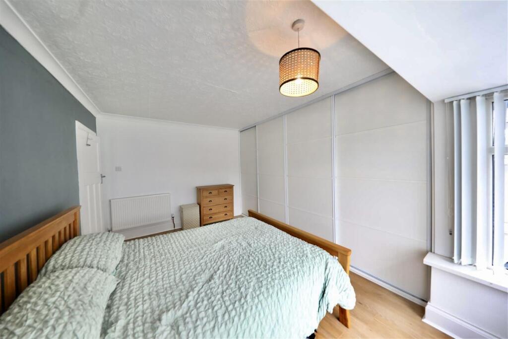 Image 28-07-2025 at 20.00 (2) 2.jpg