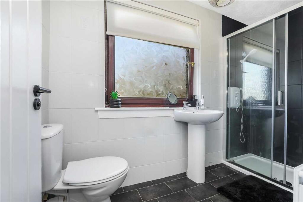 Shower Room (1)