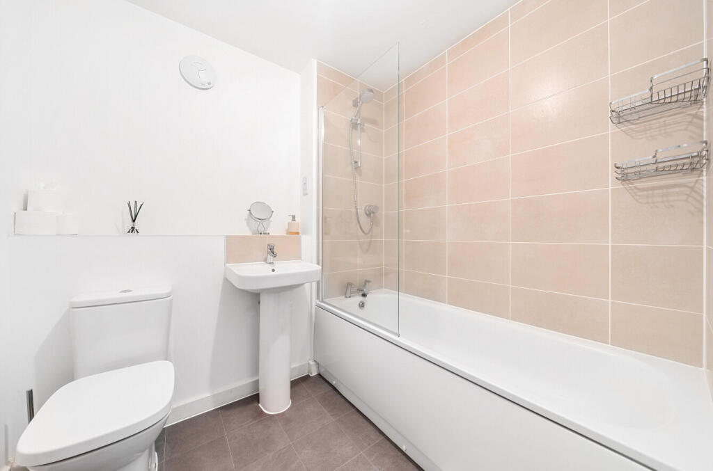 1319079-8-6867861...