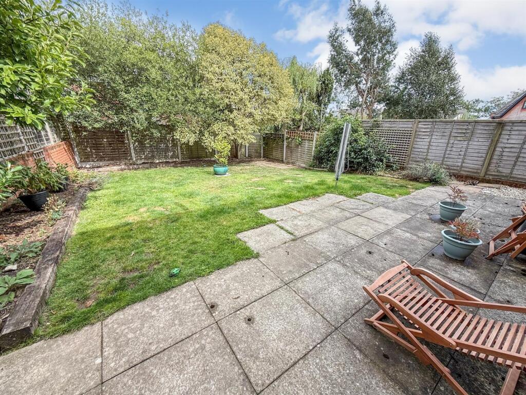 garden.jpg