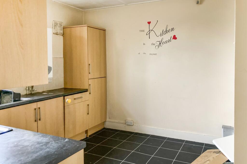 98-100 Hythe Road, Ashford, Kent, TN24 8PR