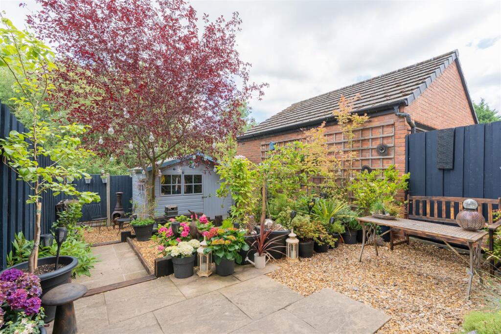 36 Regency Walk-32.jpg