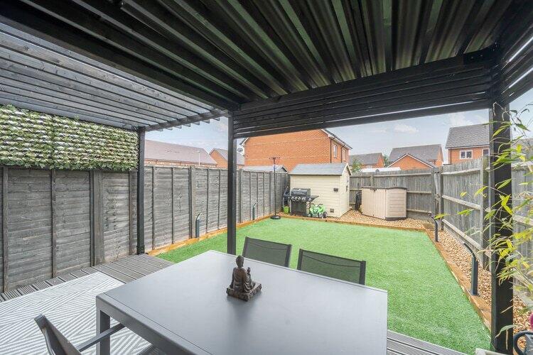 1298564 3 683597eb6c390