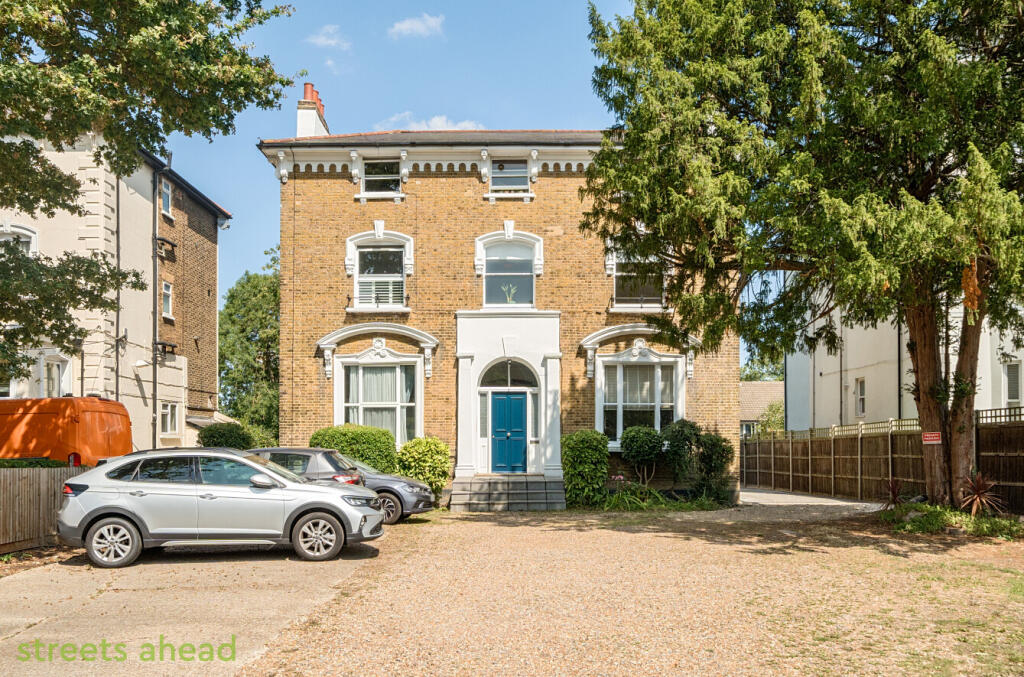 c036a4fa-b9d3-450...