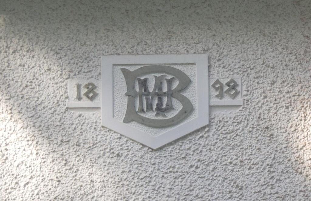 1989 Embossing .jpeg
