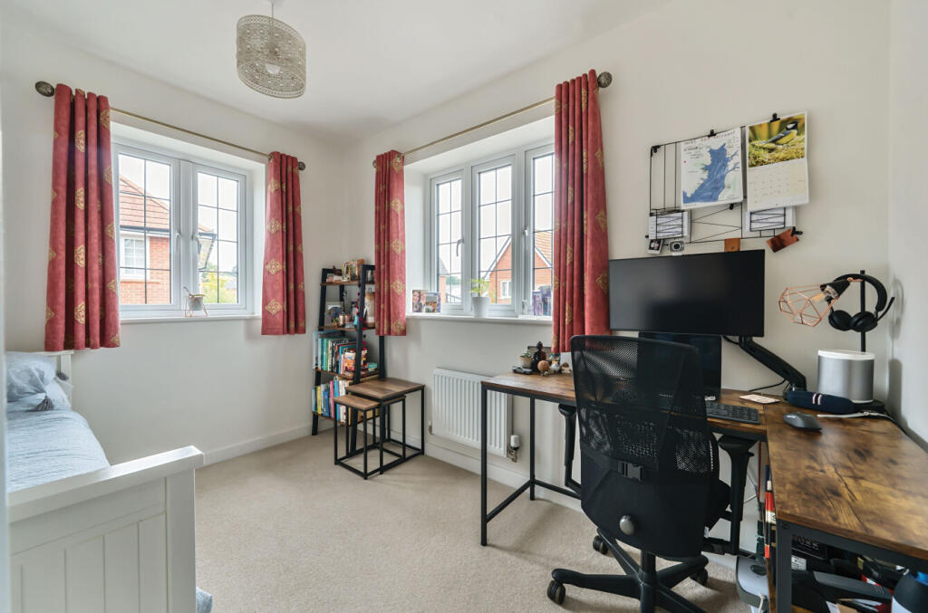 1305443-9-68495cc...