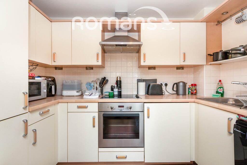 kitchren 8 Bromfield
